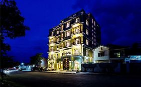 Boutique Kampot Hotel